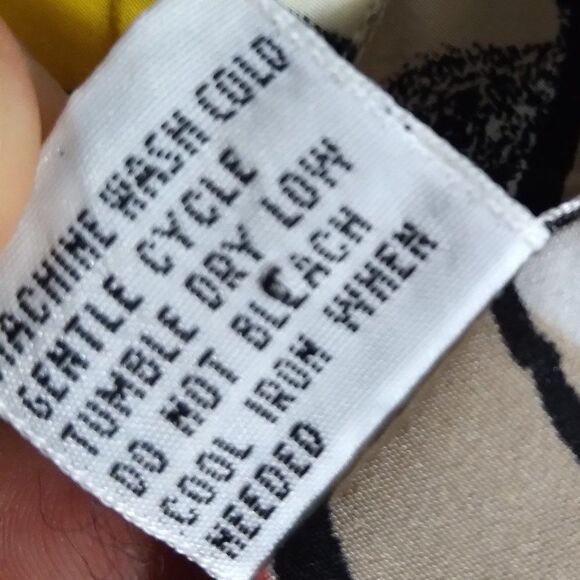 Vintage Balenciaga Floral Pattern Polyester Hawaiian Shirt - Picture 5 of 7